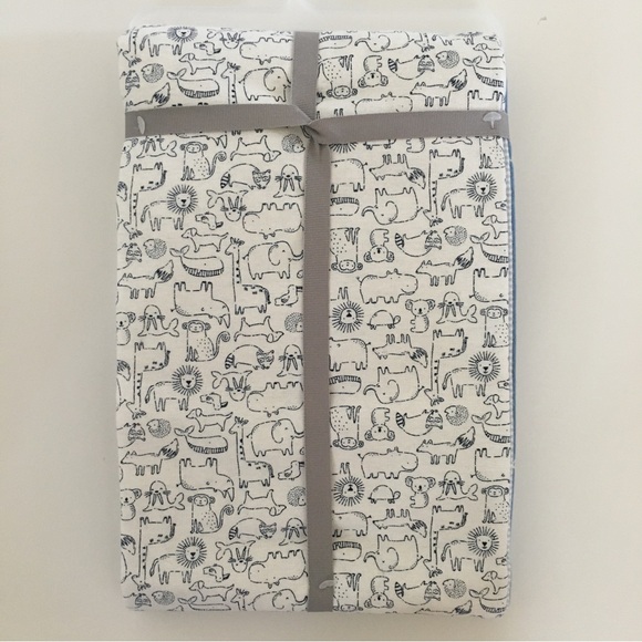 NEW Carter’s 4 Receiving Blankets Newborn Baby Blue White Variety Patterns - Picture 3 of 6